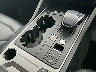 Used 2020 Volkswagen Touareg Sel White - Interior and Exterior details 17