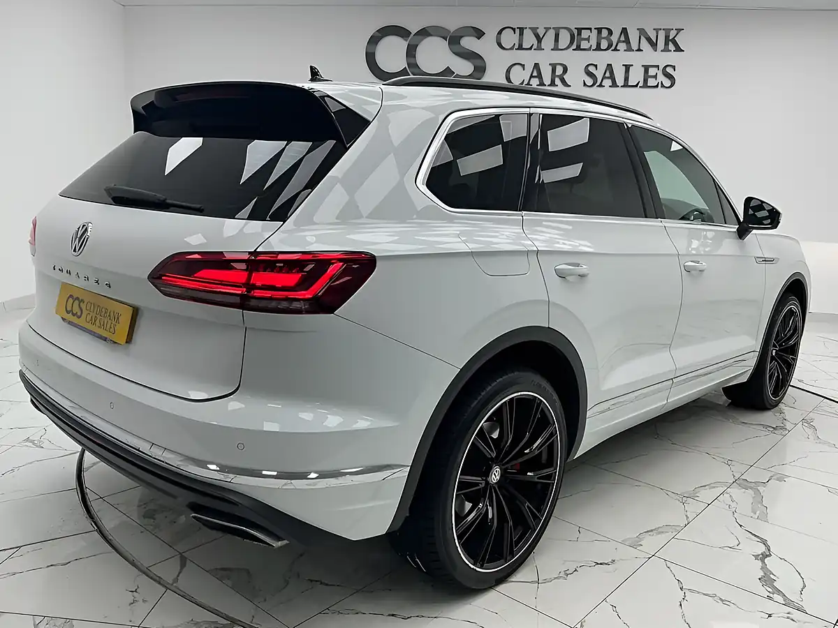 Used 2020 Volkswagen Touareg Sel White - Interior and Exterior details 3