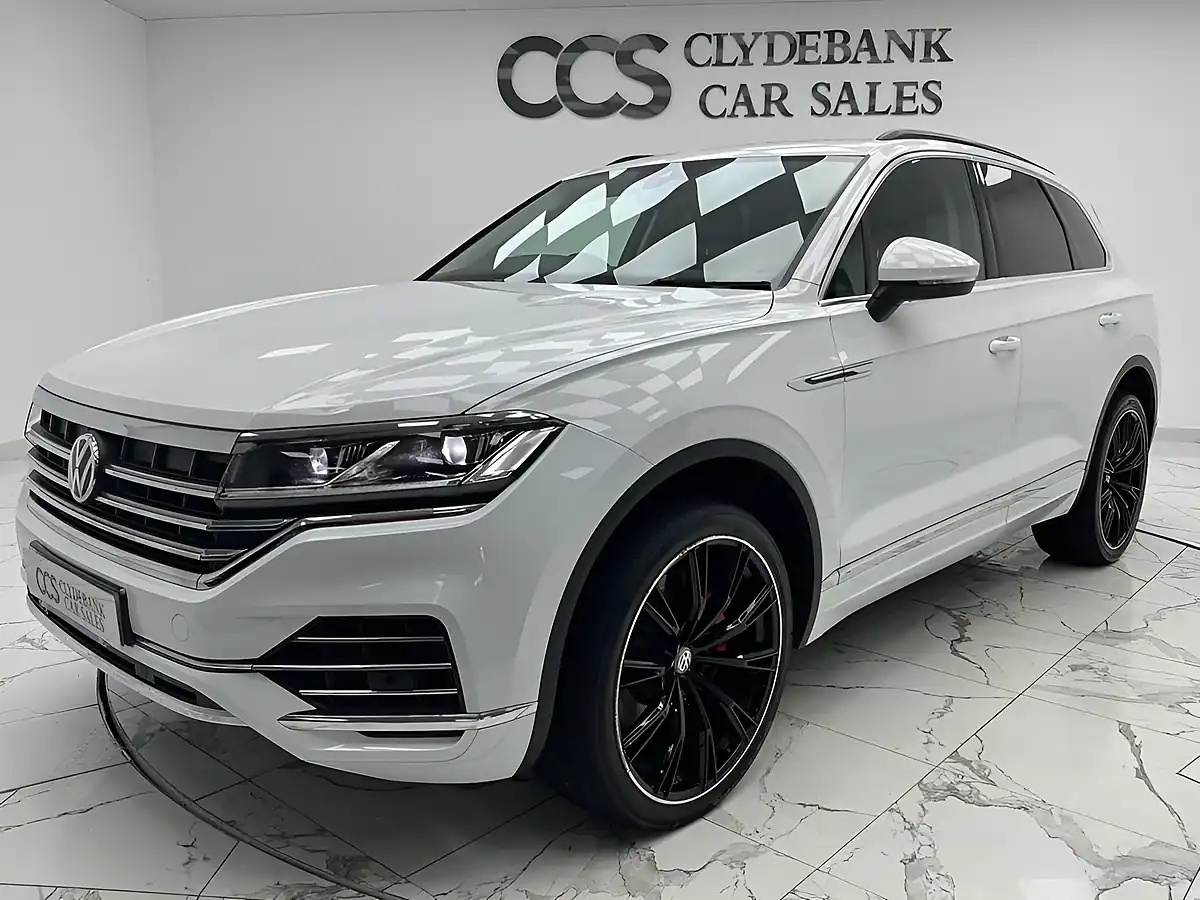 Used 2020 Volkswagen Touareg Sel White - Interior and Exterior details 7