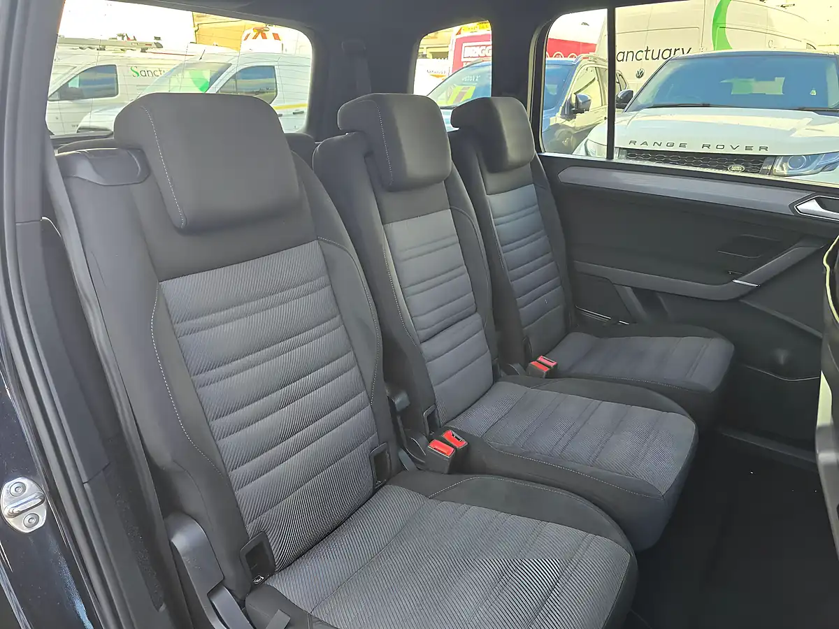 Used 2020 Volkswagen Touran R-Line Black - Interior and Exterior details 12