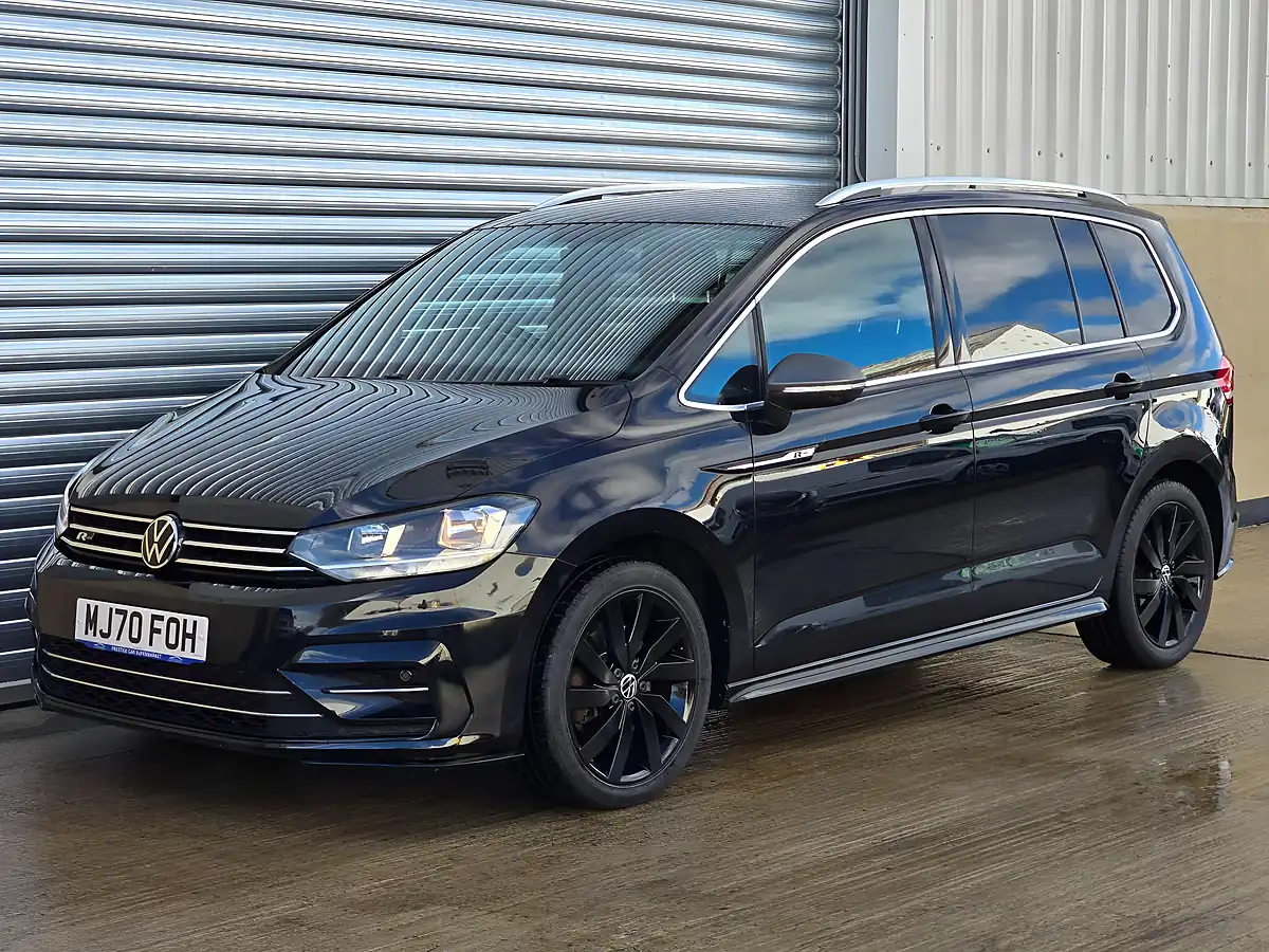 Used 2020 Volkswagen Touran R-Line Black - Interior and Exterior details 3