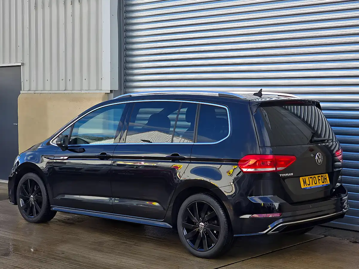 Used 2020 Volkswagen Touran R-Line Black - Interior and Exterior details 4