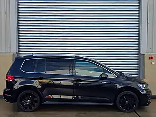 Used 2020 Volkswagen Touran R-Line Black - Interior and Exterior details 9