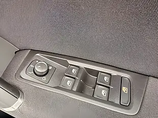 Used 2020 Volkswagen Touran R-Line White - Interior and Exterior details 19
