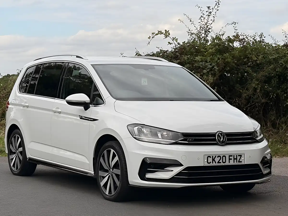 Used 2020 Volkswagen Touran R-Line White - Interior and Exterior details 3
