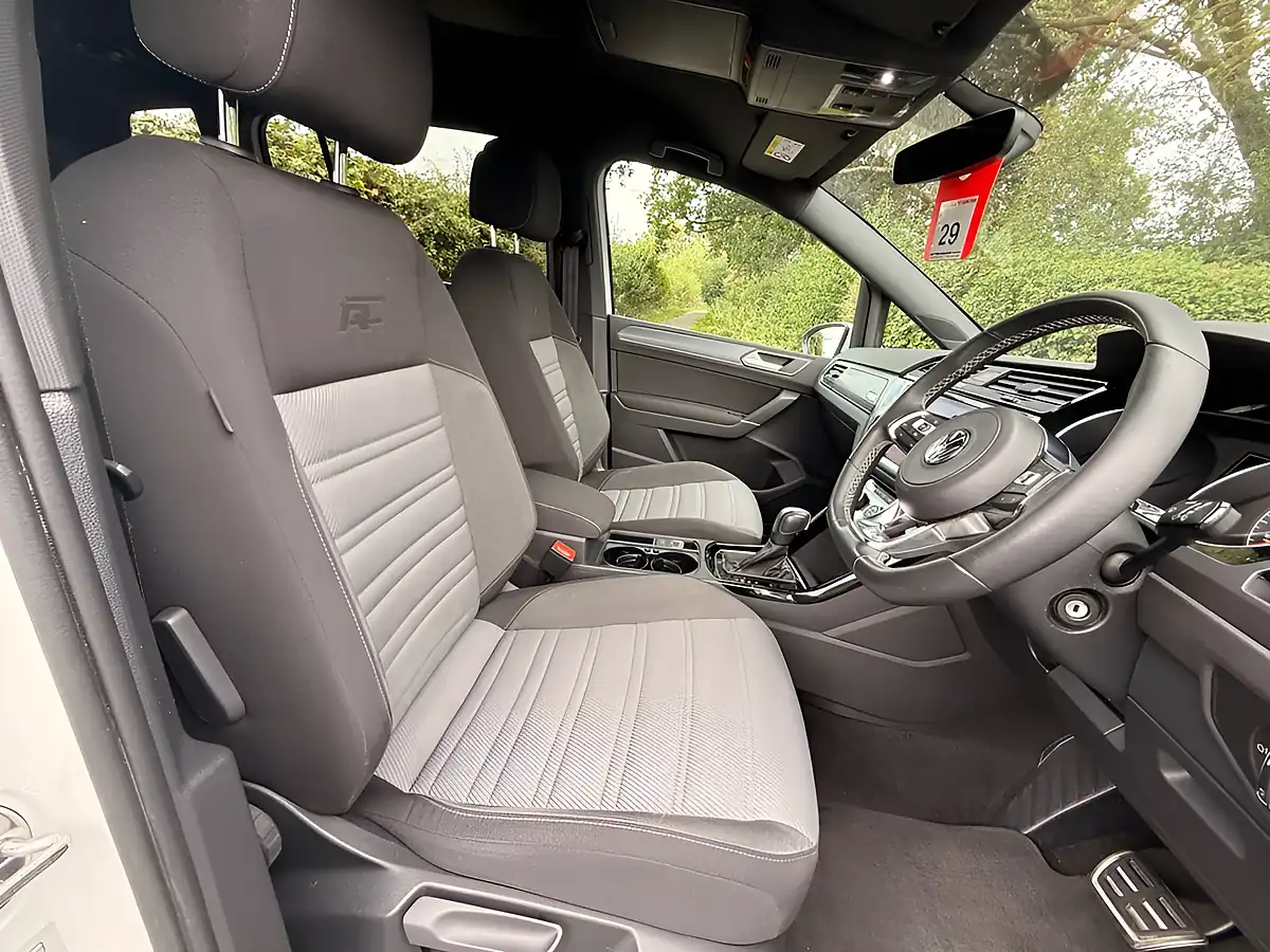 Used 2020 Volkswagen Touran R-Line White - Interior and Exterior details 9
