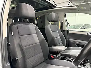 Used 2020 Volkswagen Touran Se Family Silver - Interior and Exterior details 12