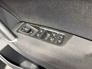Used 2020 Volkswagen Touran Se Family Silver - Interior and Exterior details 15