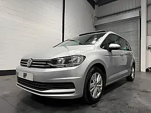 Used 2020 Volkswagen Touran Se Family Silver - Interior and Exterior details 3