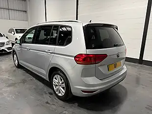 Used 2020 Volkswagen Touran Se Family Silver - Interior and Exterior details 4