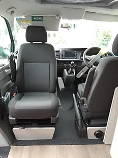 Used 2020 Volkswagen Transporter Camperking Bayleaf Green Metallic - Interior and Exterior details 11