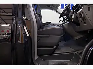 Used 2020 Volkswagen Transporter Highline Black - Interior and Exterior details 12