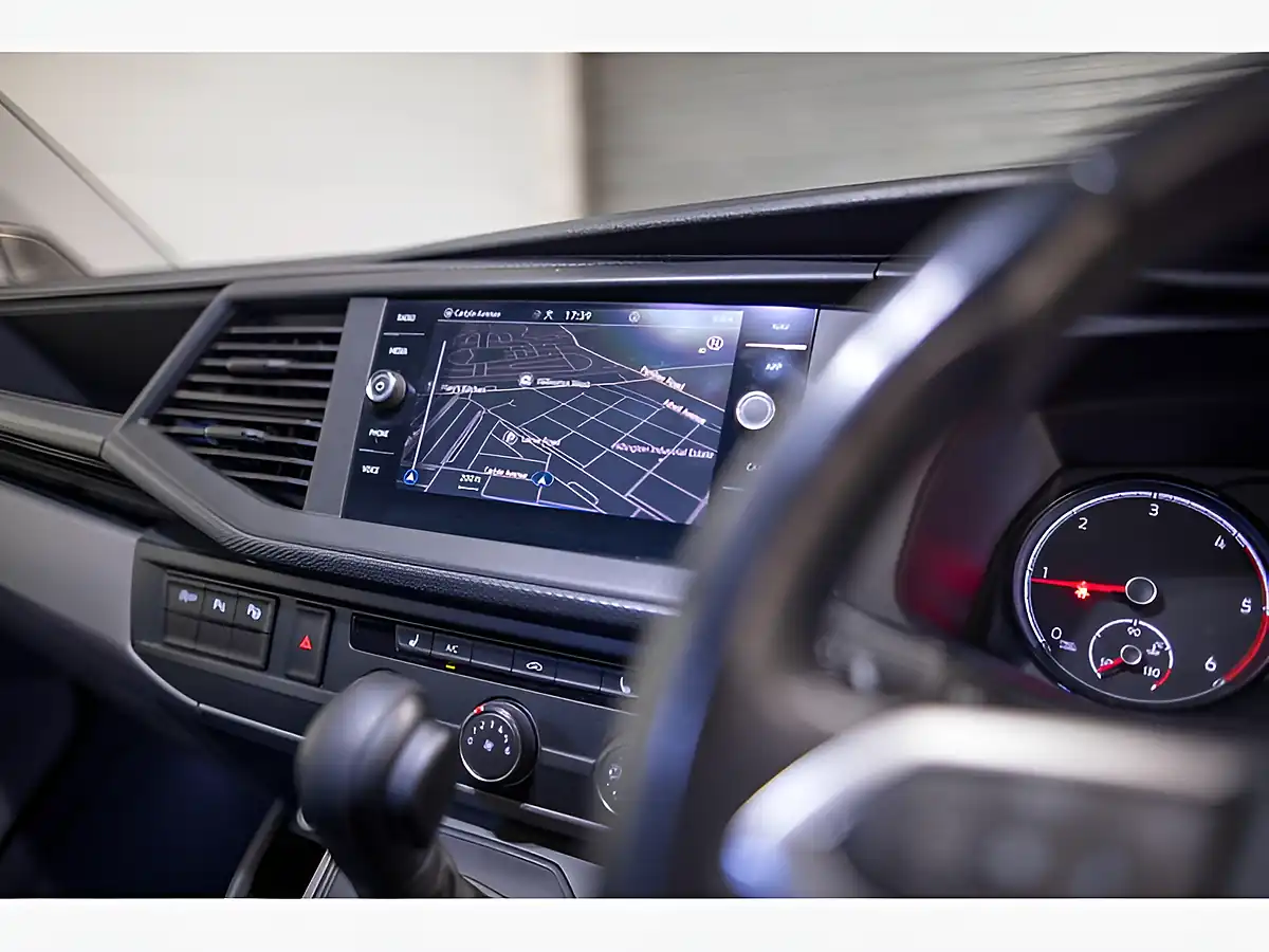 Used 2020 Volkswagen Transporter Highline Black - Interior and Exterior details 16