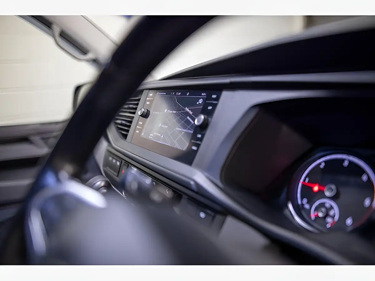 Used 2020 Volkswagen Transporter Highline Black - Interior and Exterior details 18
