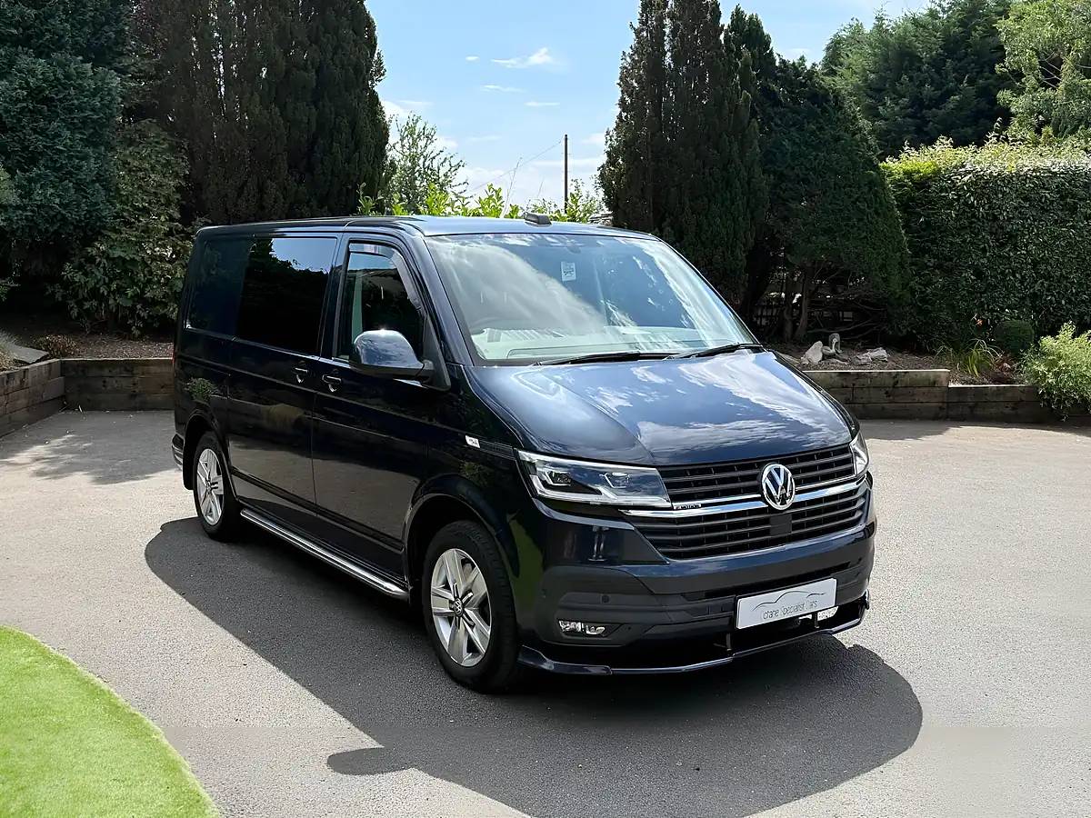 Used 2020 Volkswagen Transporter Highline Blue - Interior and Exterior details 2