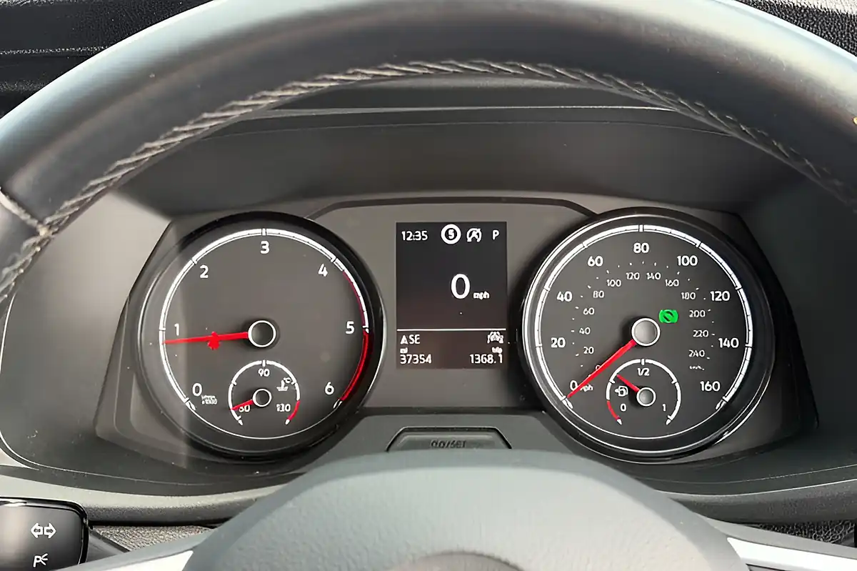 Used 2020 Volkswagen Transporter Highline Blue - Interior and Exterior details 17