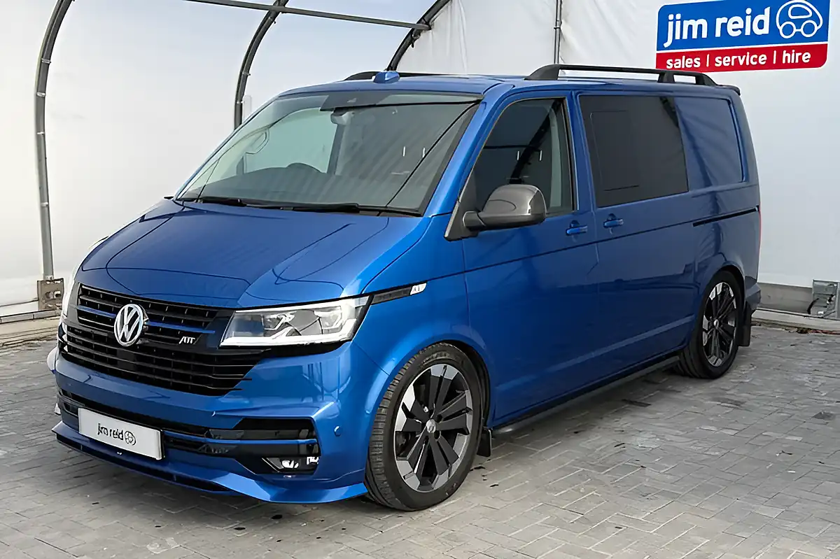 Used 2020 Volkswagen Transporter Highline Blue - Interior and Exterior details 3