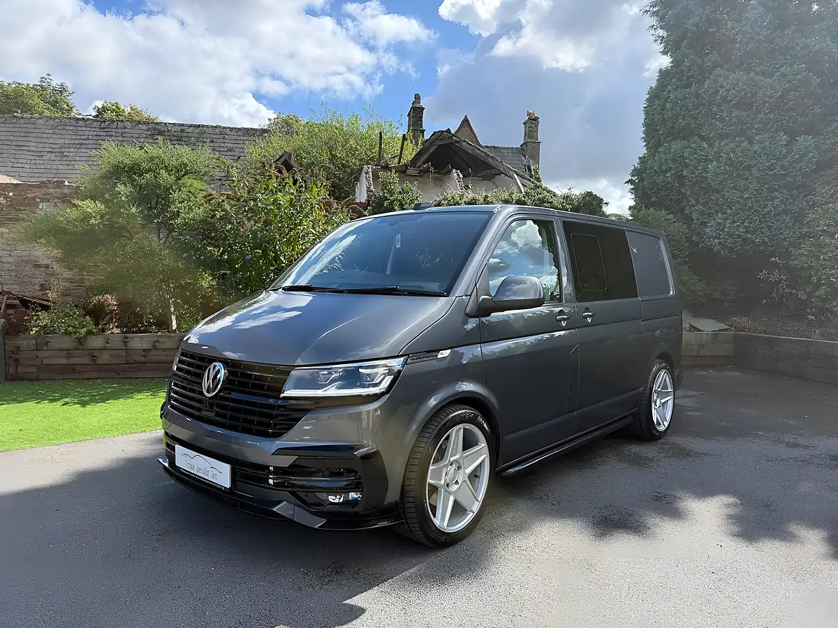 Used 2020 Volkswagen Transporter Highline Indium Grey - Interior and Exterior details 3