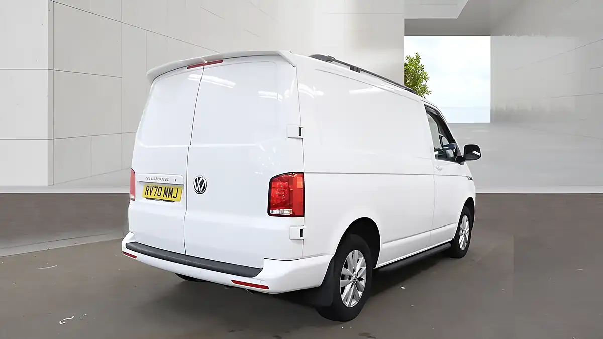 Used 2020 Volkswagen Transporter Highline White - Interior and Exterior details 5