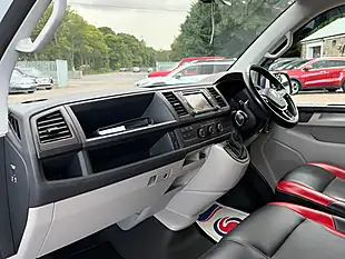 Used 2020 Volkswagen Transporter Sportline Pure White - Interior and Exterior details 10