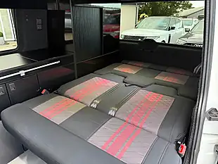 Used 2020 Volkswagen Transporter Sportline Pure White - Interior and Exterior details 17