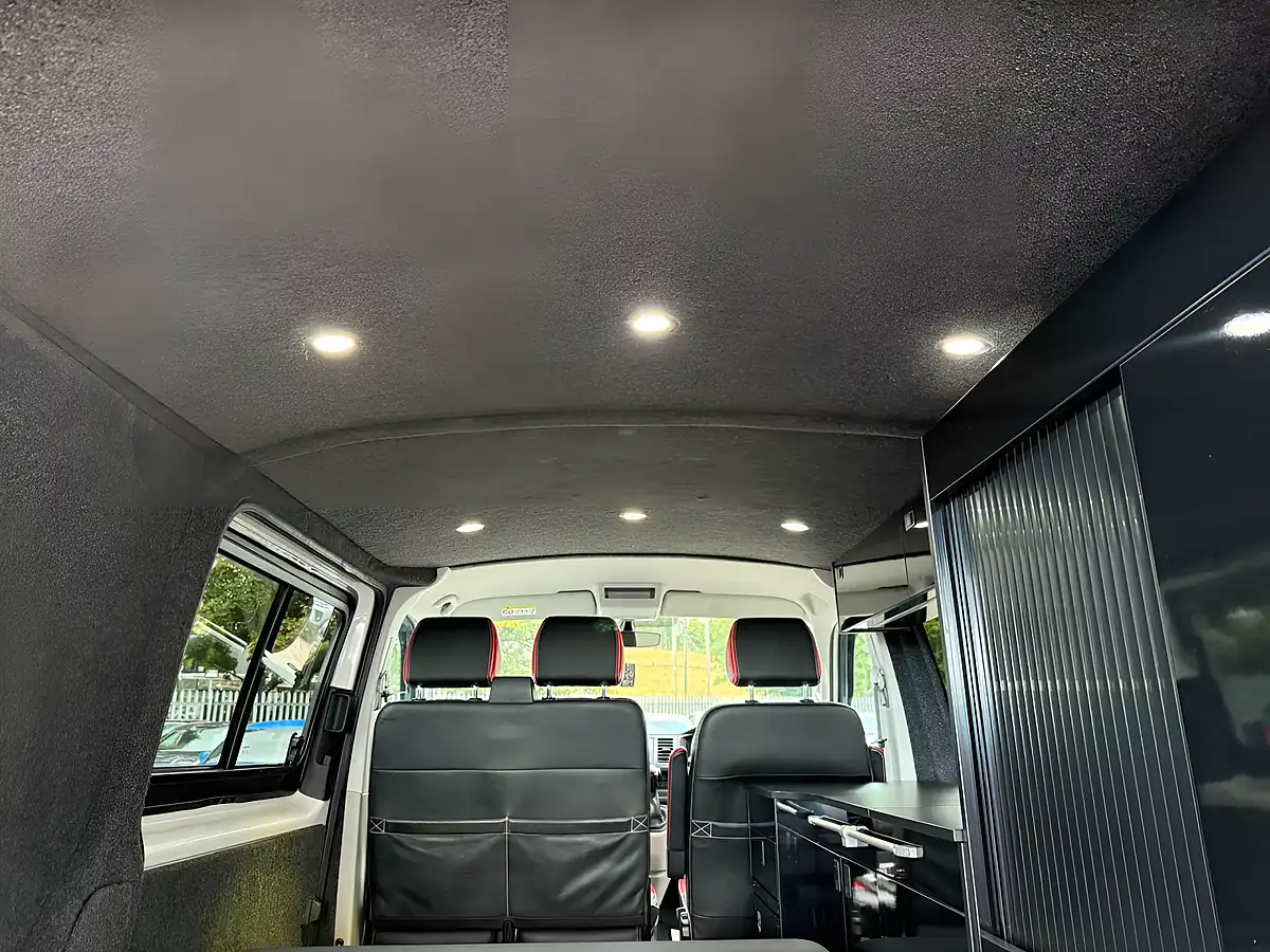 Used 2020 Volkswagen Transporter Sportline Pure White - Interior and Exterior details 19