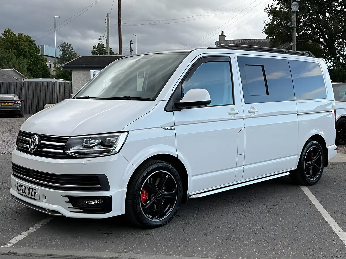 Used 2020 Volkswagen Transporter Sportline Pure White - Interior and Exterior details 3