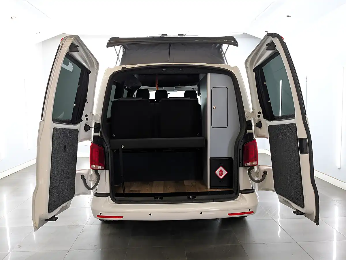 Used 2020 Volkswagen Transporter Startline Campervan Conversion White - Interior and Exterior details 9