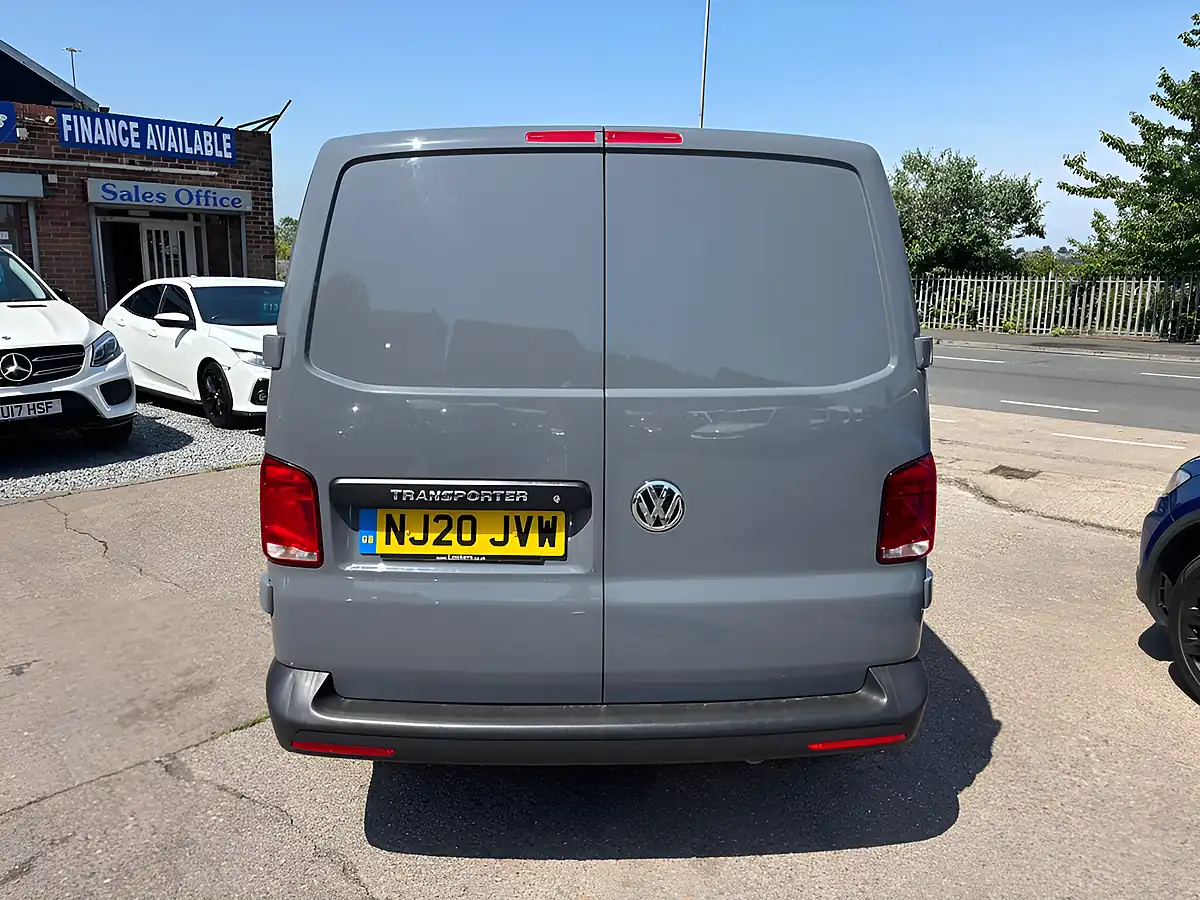Used 2020 Volkswagen Transporter Startline Grey - Interior and Exterior details 11