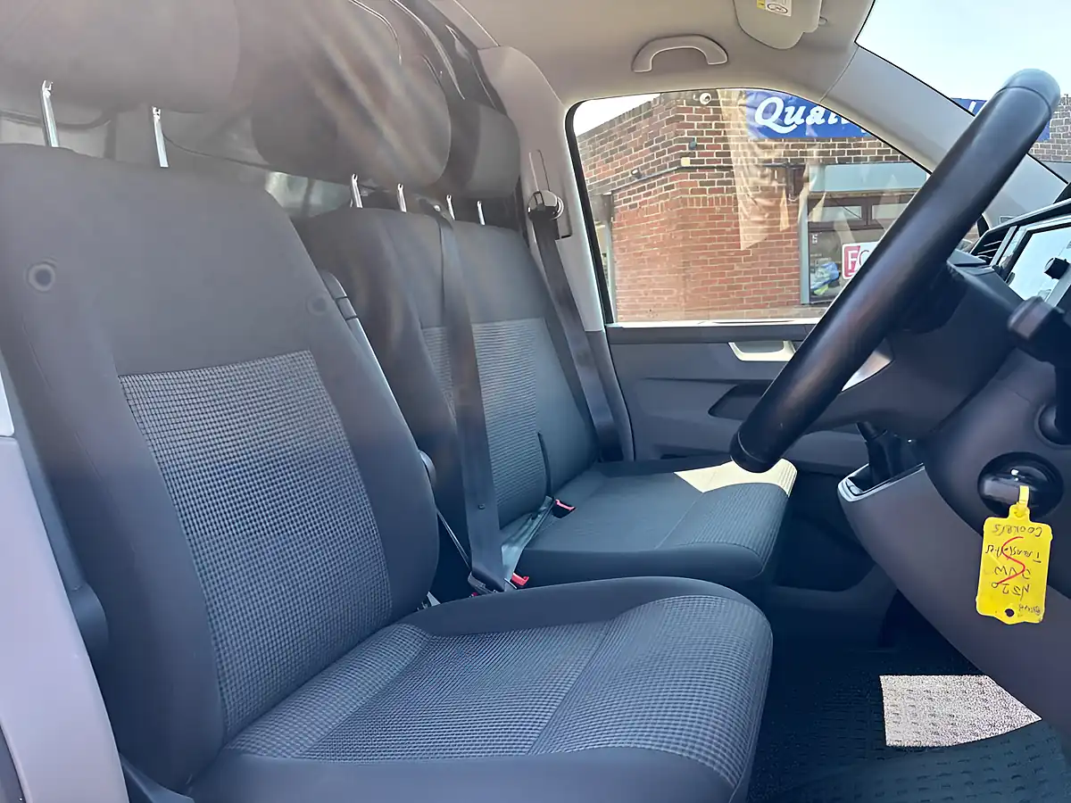 Used 2020 Volkswagen Transporter Startline Grey - Interior and Exterior details 14
