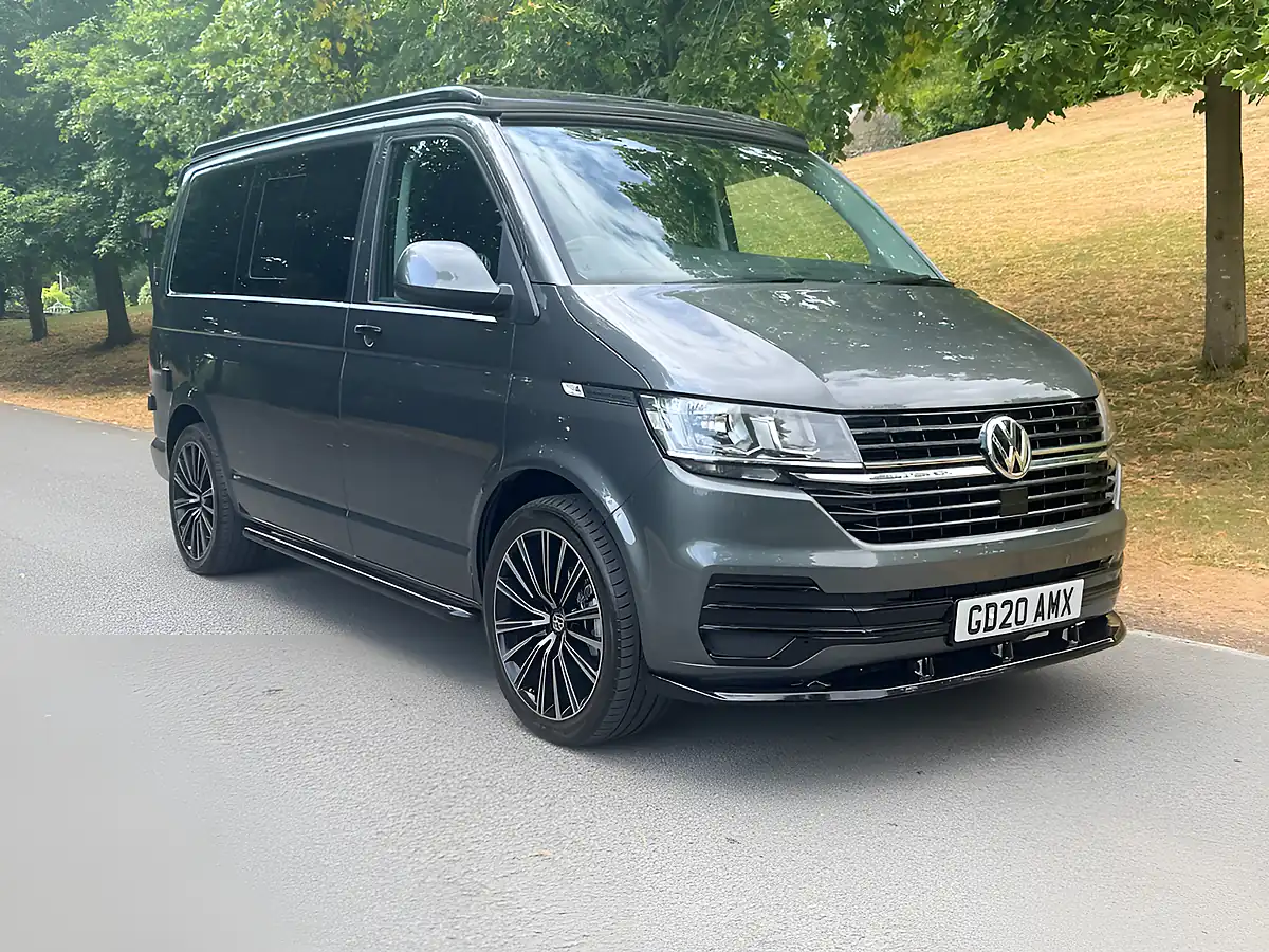Used 2020 Volkswagen Transporter Startline Grey - Front View