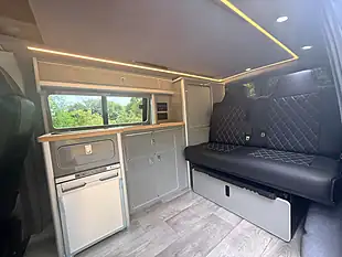 Used 2020 Volkswagen Transporter Startline Grey - Interior and Exterior details 16