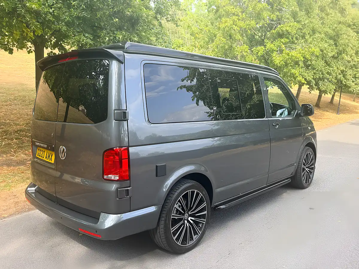 Used 2020 Volkswagen Transporter Startline Grey - Interior and Exterior details 6