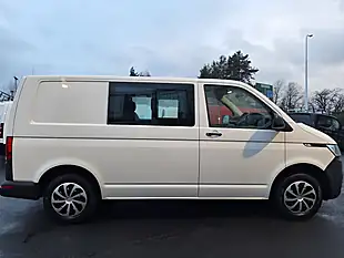 Used 2020 Volkswagen Transporter Startline Kombi Double Cab White - Interior and Exterior details 2