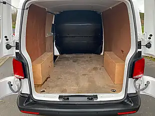 Used 2020 Volkswagen Transporter Startline White - Interior and Exterior details 10