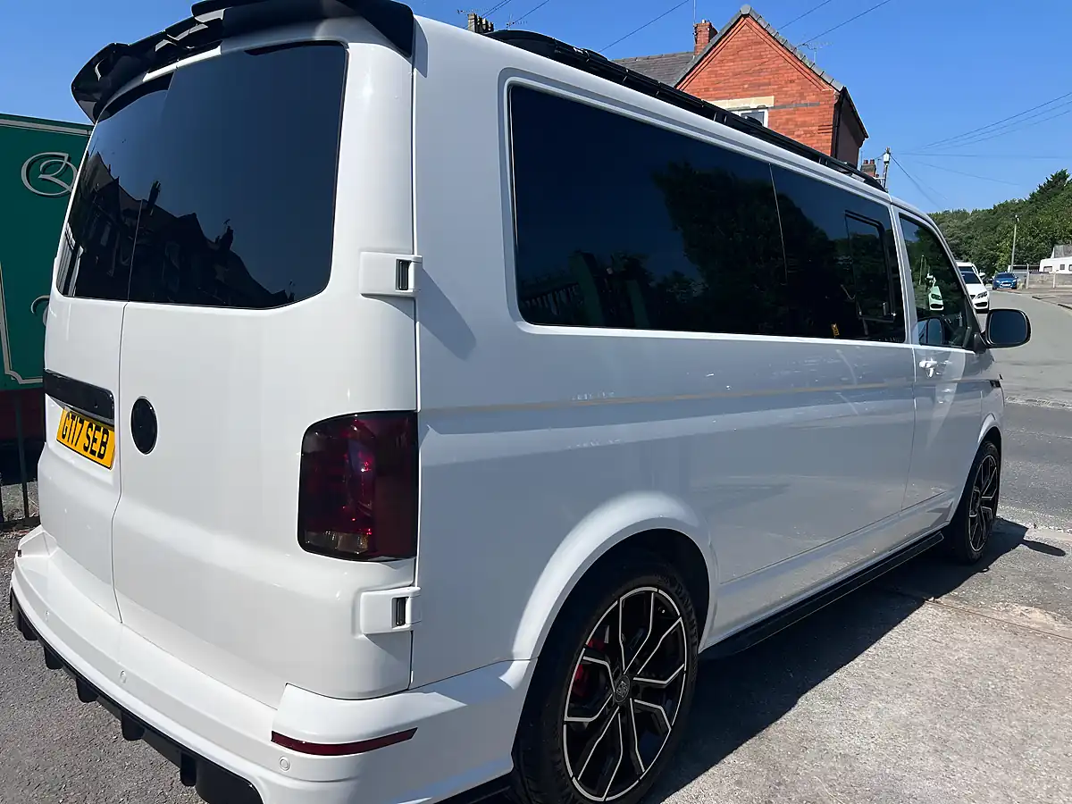 Used 2020 Volkswagen Transporter Startline White - Interior and Exterior details 8