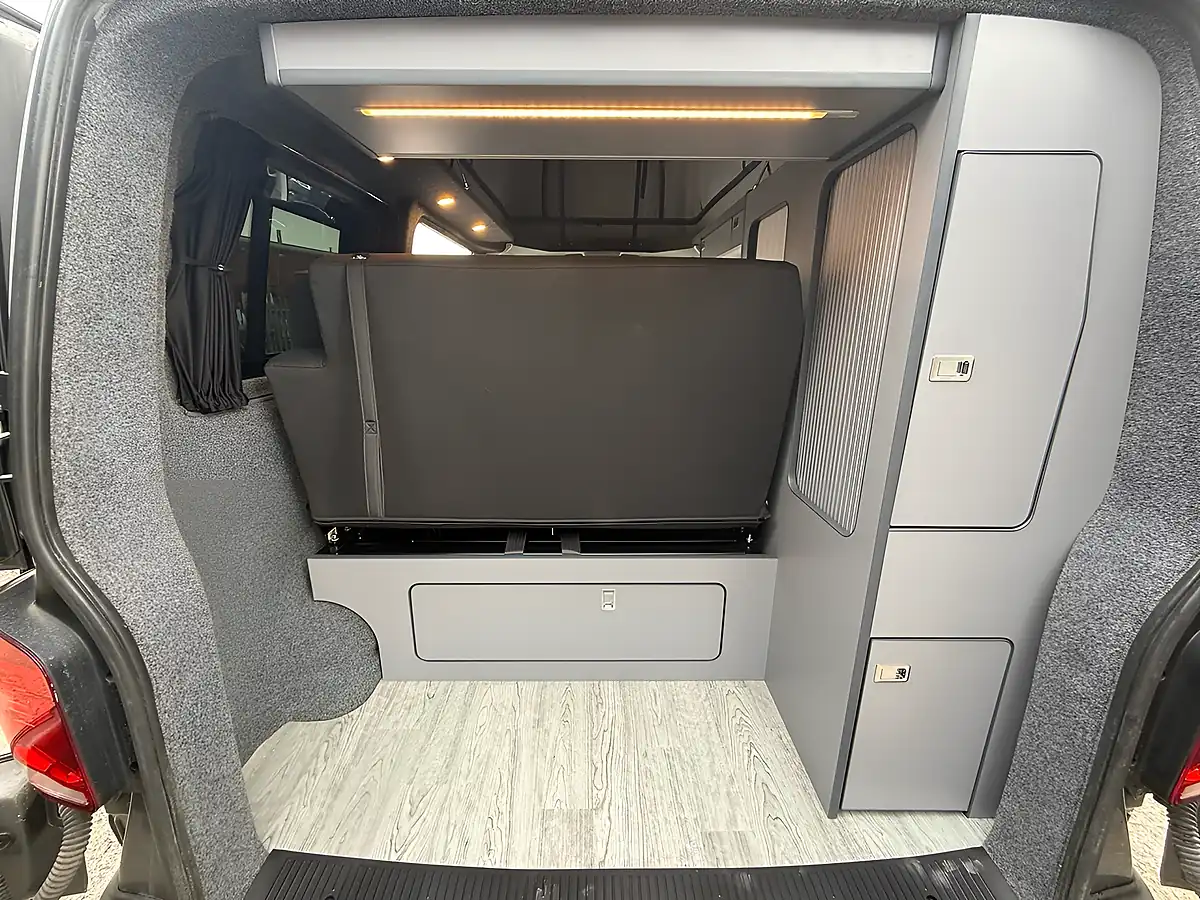 Used 2020 Volkswagen Transporter T32 Highline Grey - Interior and Exterior details 13
