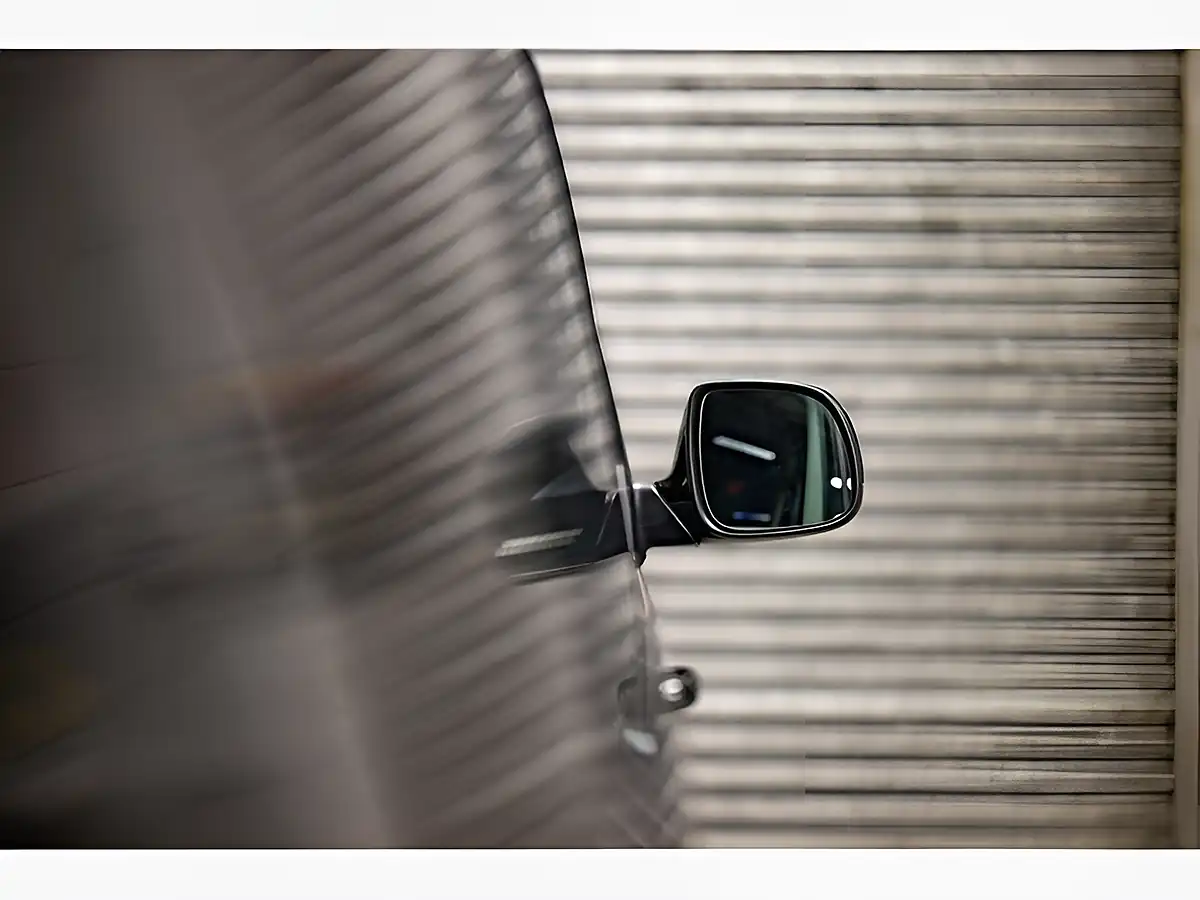 Used 2020 Volkswagen Transporter T32 Highline Kombi Double Cab Black - Interior and Exterior details 20