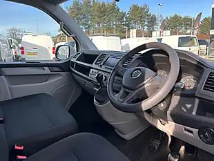 Used 2020 Volkswagen Transporter Trendline White - Interior and Exterior details 16