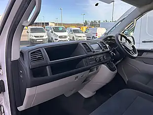 Used 2020 Volkswagen Transporter Trendline White - Interior and Exterior details 18
