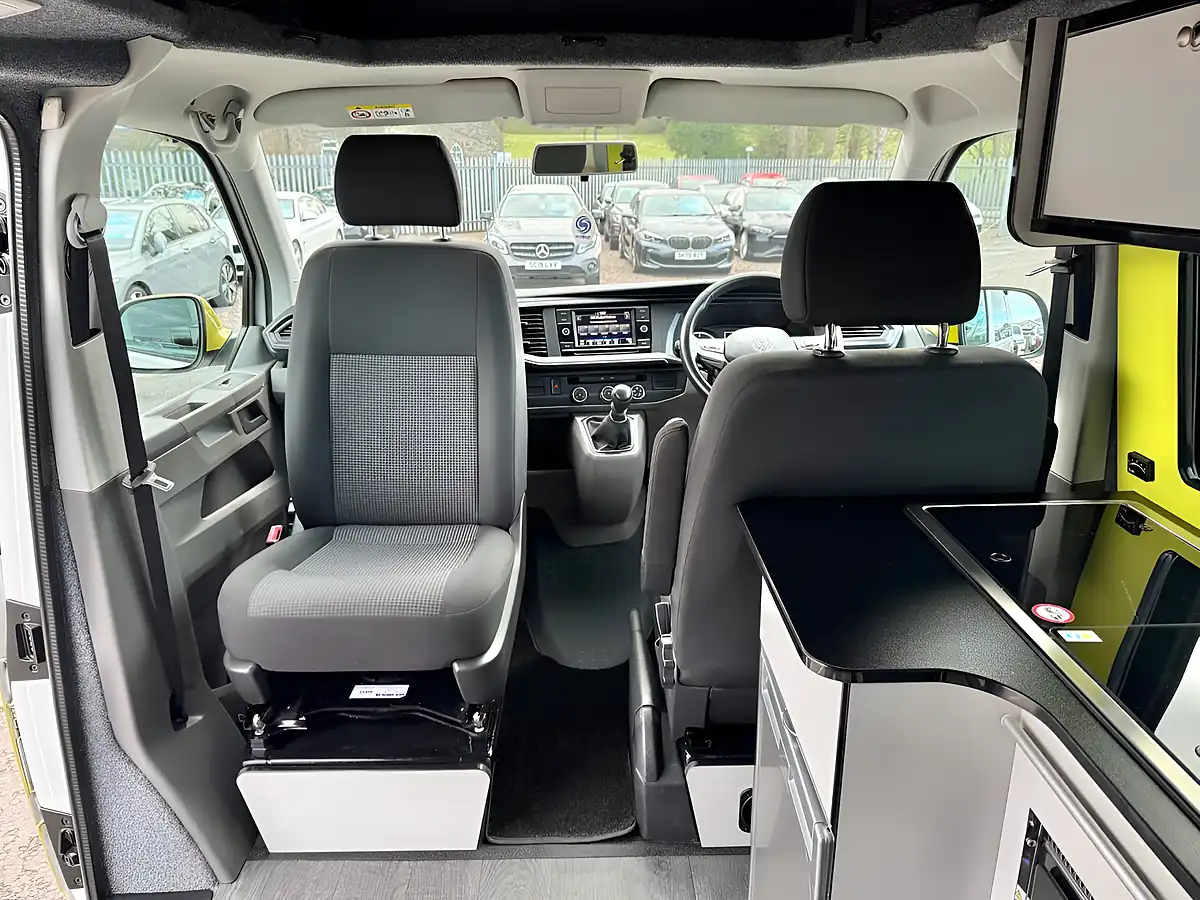 Used 2020 Volkswagen Transporter Xscape Camper Grape Yellow - Interior and Exterior details 12
