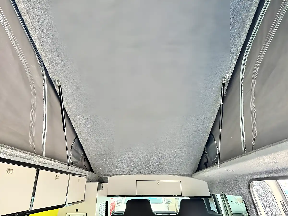 Used 2020 Volkswagen Transporter Xscape Camper Grape Yellow - Interior and Exterior details 19