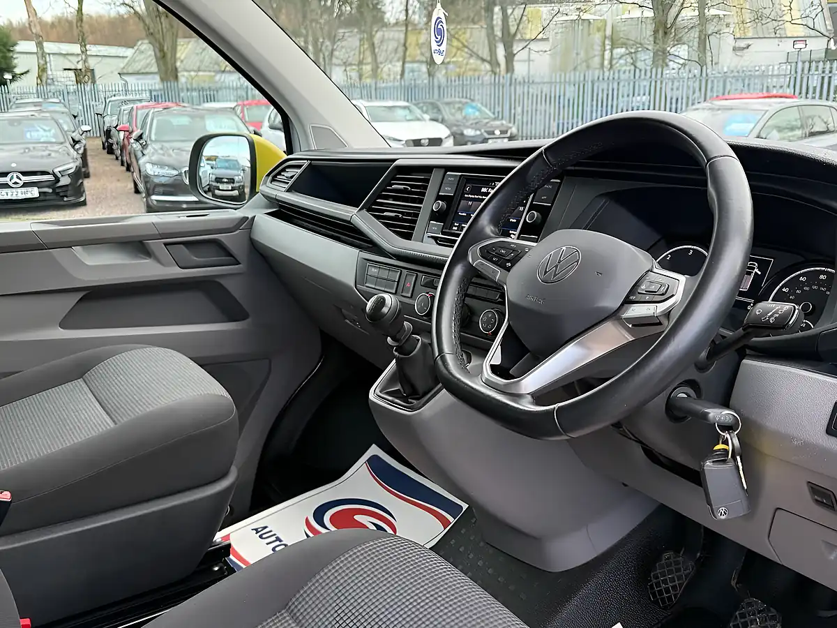 Used 2020 Volkswagen Transporter Xscape Camper Grape Yellow - Interior and Exterior details 7