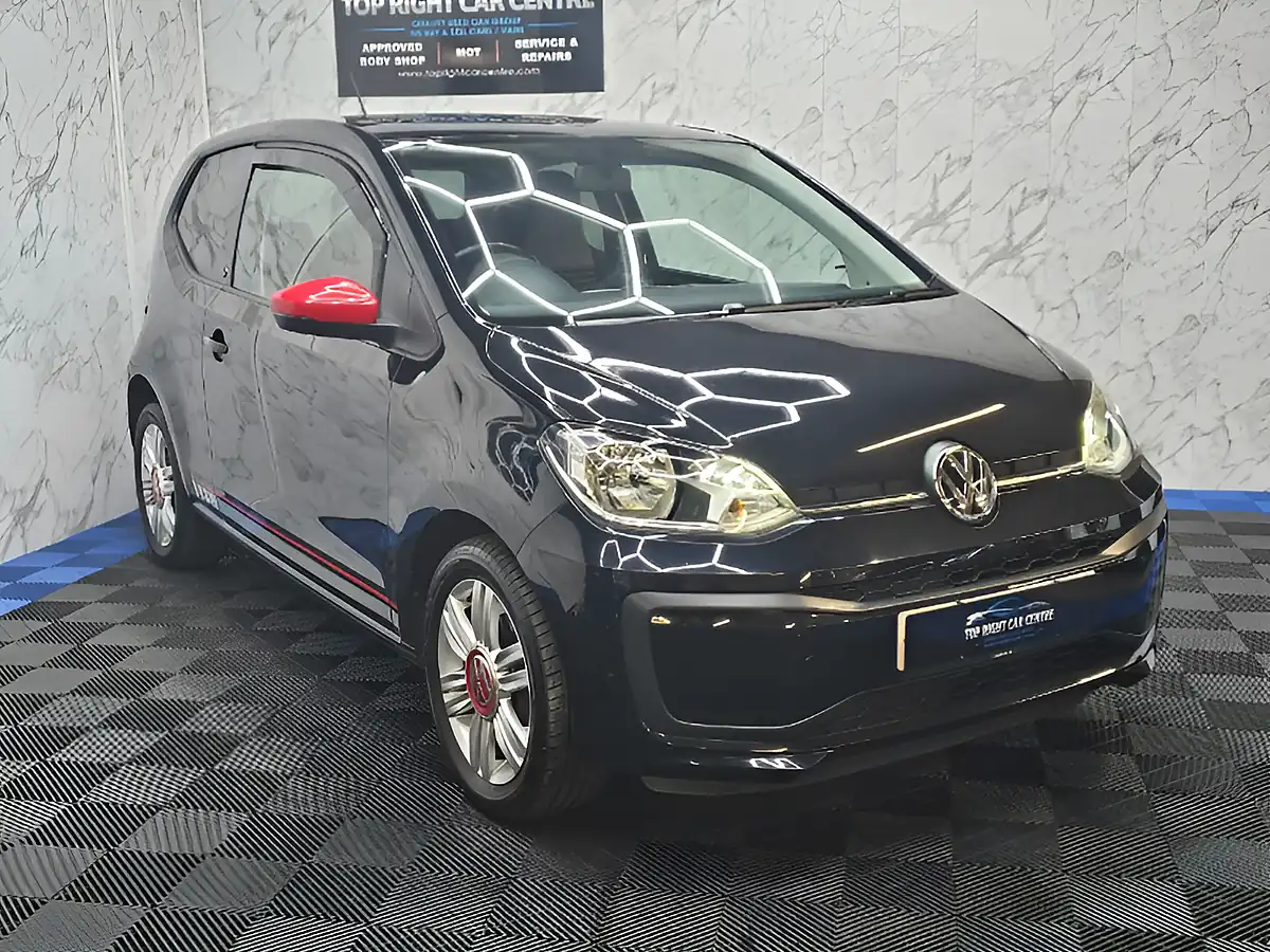 Used 2020 Volkswagen Up Beats Black - Front View