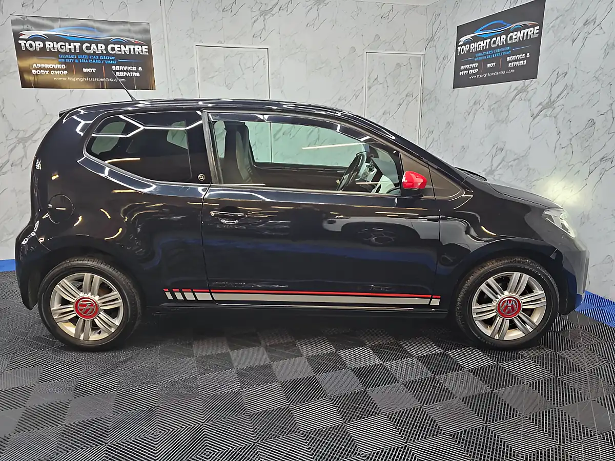 Used 2020 Volkswagen Up Beats Black - Interior and Exterior details 10