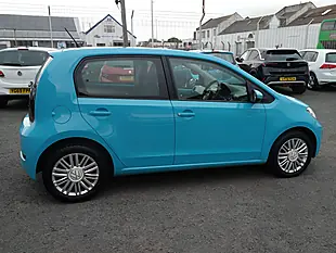 Used 2020 Volkswagen Up! Blue - Interior and Exterior details 7