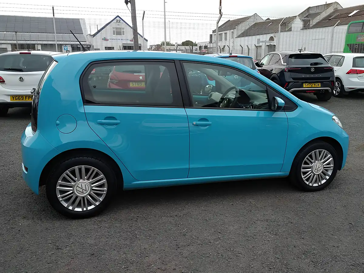 Used 2020 Volkswagen Up! Blue - Interior and Exterior details 7