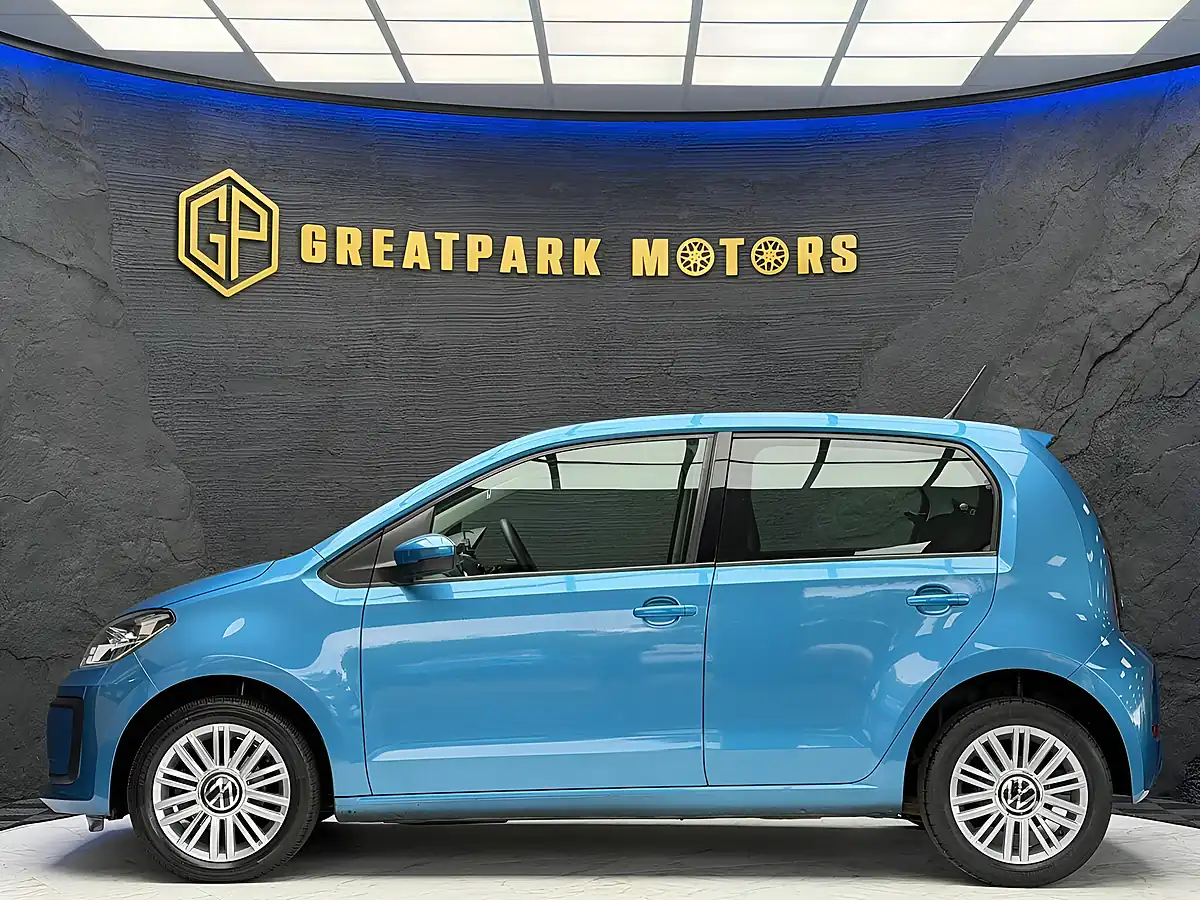 Used 2020 Volkswagen Up! Move Up! Blue - Interior and Exterior details 8
