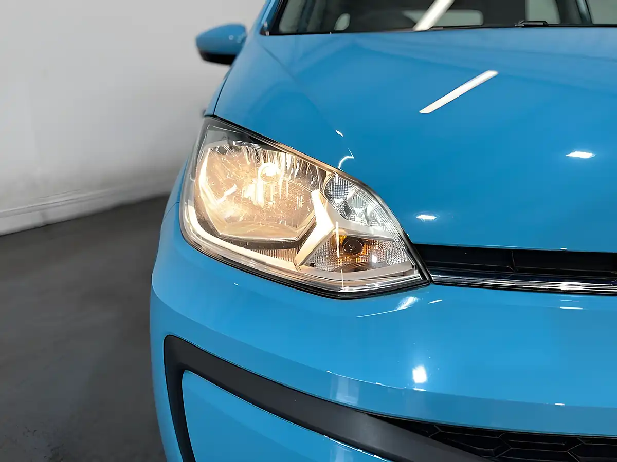 Used 2020 Volkswagen Up! Move Up! Blue - Interior and Exterior details 5