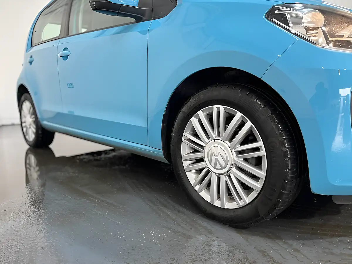 Used 2020 Volkswagen Up! Move Up! Blue - Interior and Exterior details 8